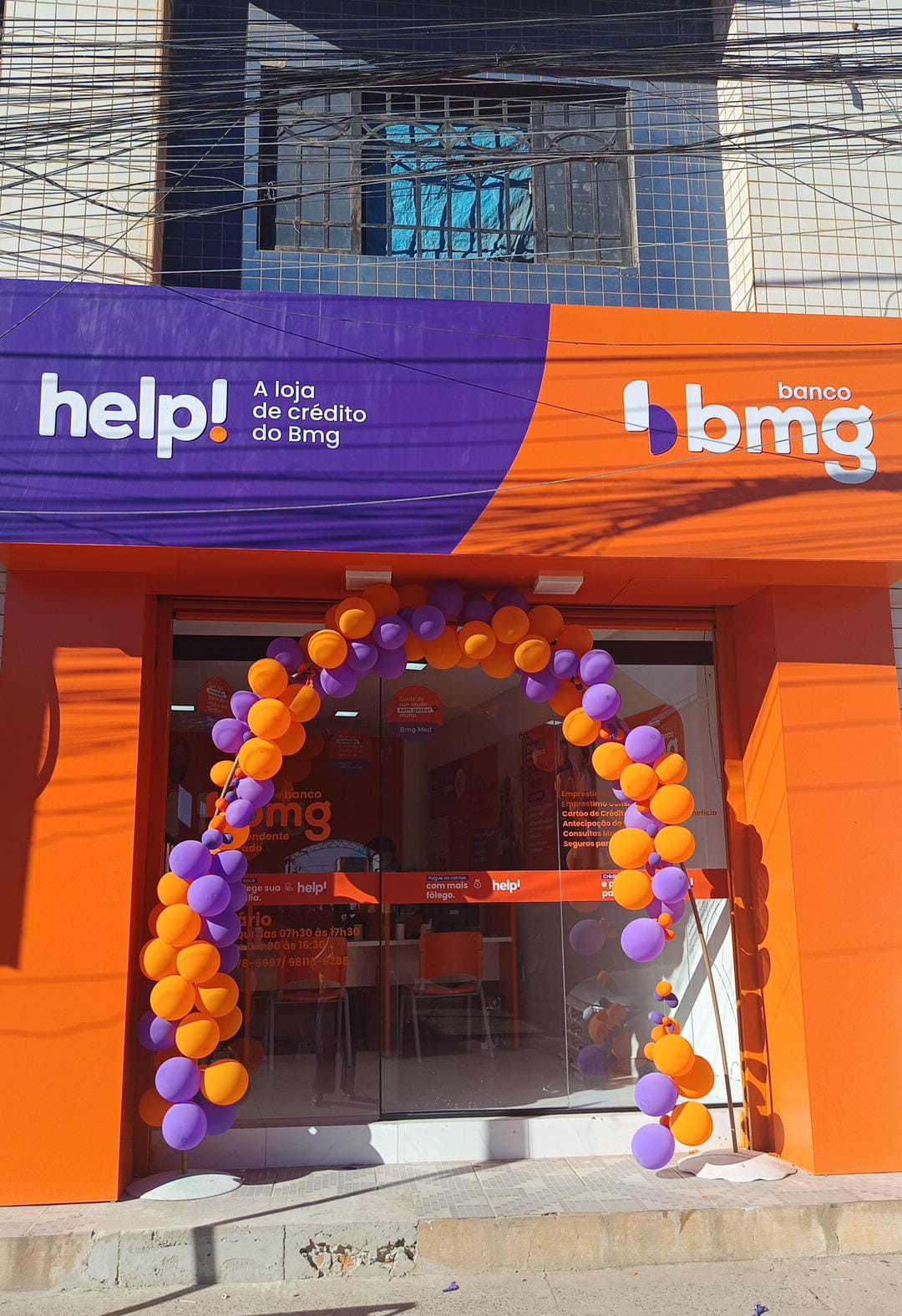 Fachada da loja help! em Barreiras